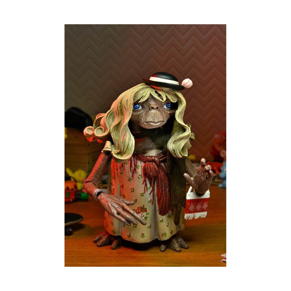 Neca - E.T. L'extra-terrestre - Ultimate Dress Up E.T.