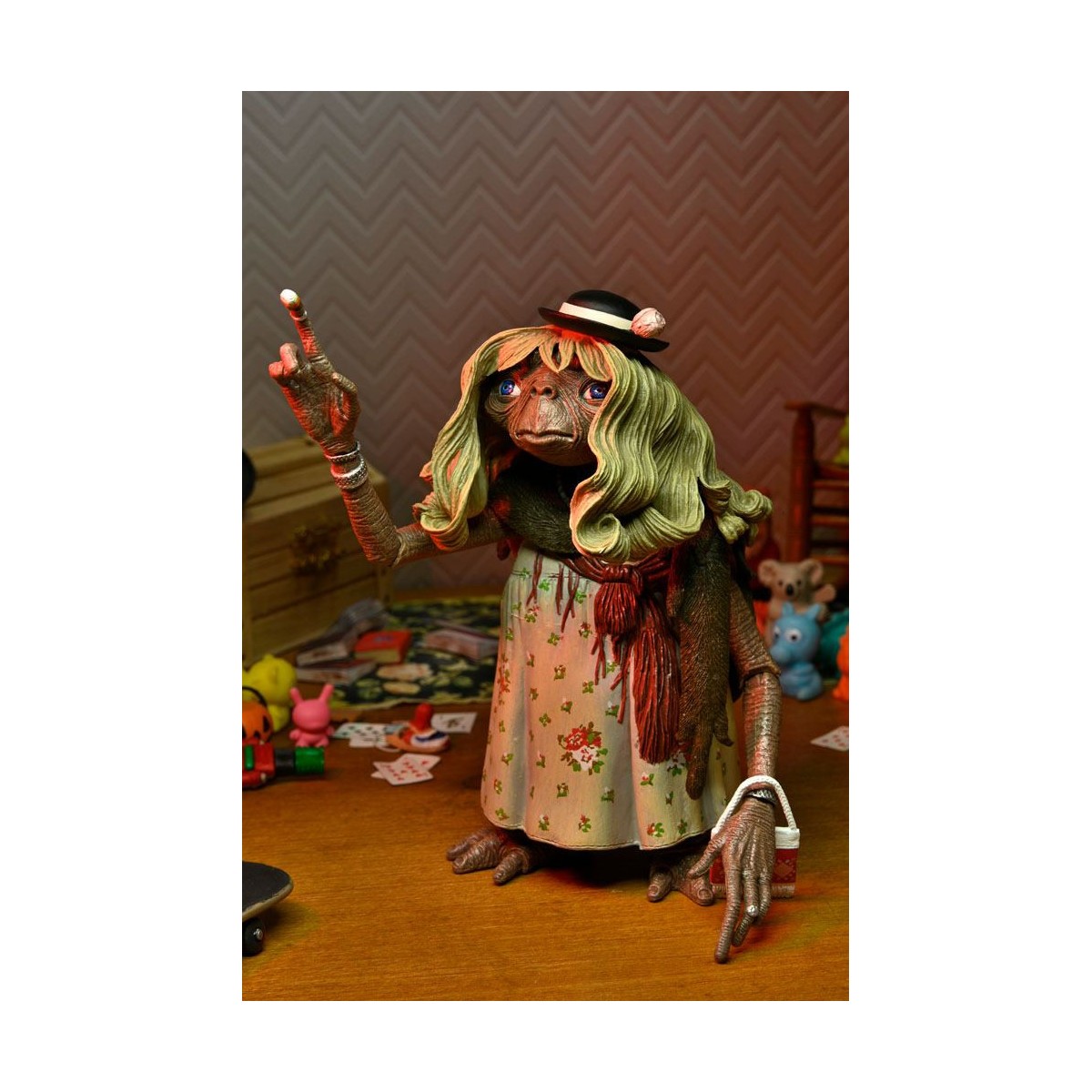 Neca - E.T. L'extra-terrestre - Ultimate Dress Up E.T.