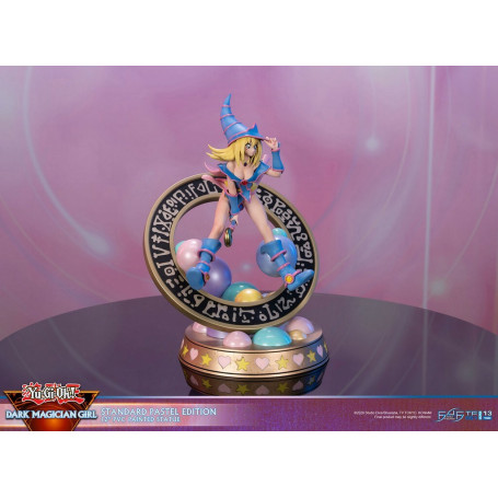 First 4 Figures - Yu Gi Oh - Ragazza Mago Oscuro Edizione Standard Pastello