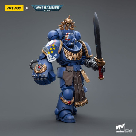 JoyToy Space Marine - Ultramarines - Tenente Ultramarines con pugno di potere 1/18 - Warhammer 40K