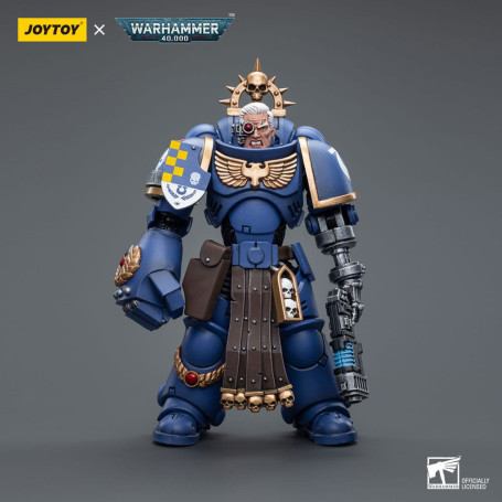 JoyToy Space Marine - Ultramarines - Tenente Ultramarines con pugno di potere 1/18 - Warhammer 40K