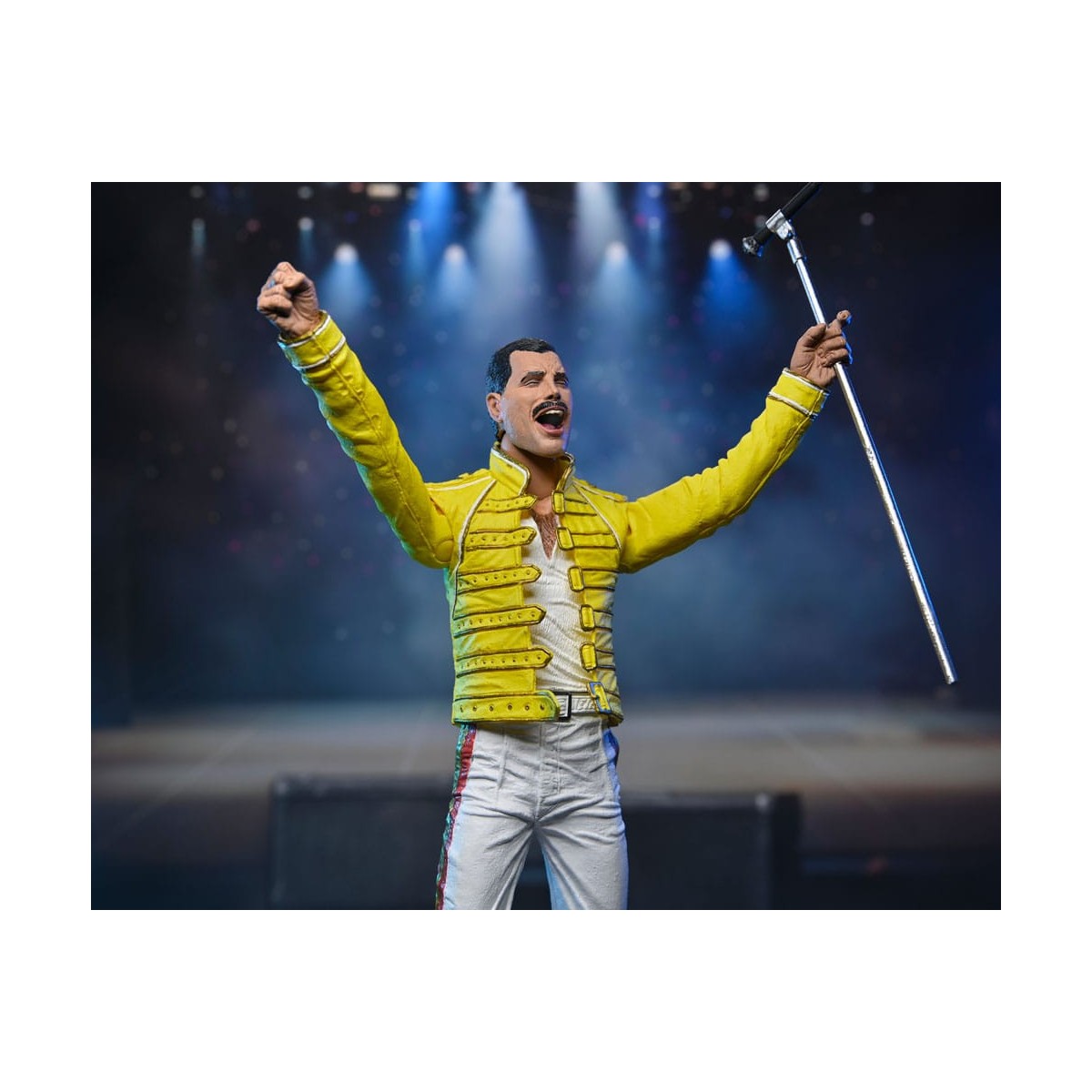 Neca Queen - Freddie Mercury (Yellow jacket) Live at Wembley Stadium 86