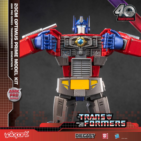 Yolopark - Transformers OPTIMUS PRIME - Generazione Uno AMK Serie PRO Model Kit