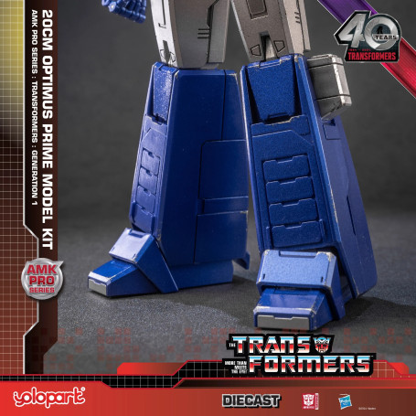 Yolopark - Transformers OPTIMUS PRIME - Generazione Uno AMK Serie PRO Model Kit