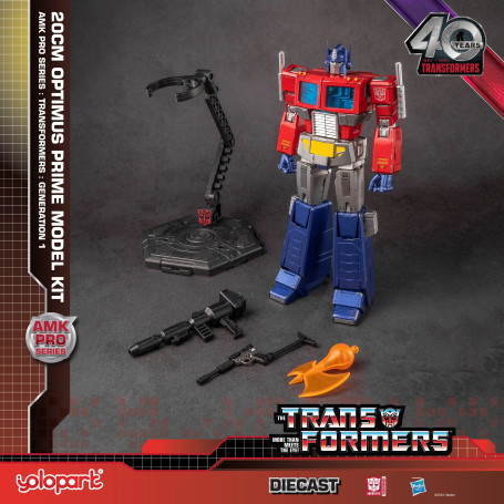 Yolopark - Transformers OPTIMUS PRIME - Generazione Uno AMK Serie PRO Model Kit