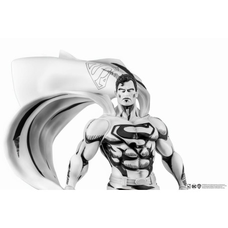 Pure Arts - Statuetta PX - Superman versione bianco e nero 1/8