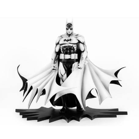 Pure Arts - Statuetta PX - Batman versione bianca e nera 1/8