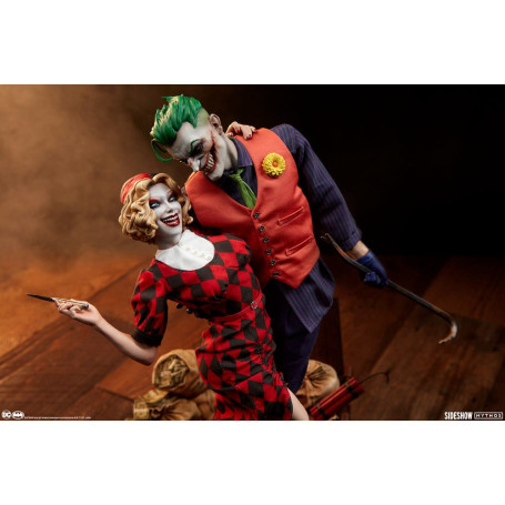 Sideshow DC Comics Mythos - Joker e Harley Quinn: amore senza legge