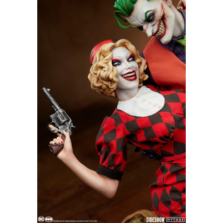 Sideshow DC Comics Mythos - Joker e Harley Quinn: amore senza legge