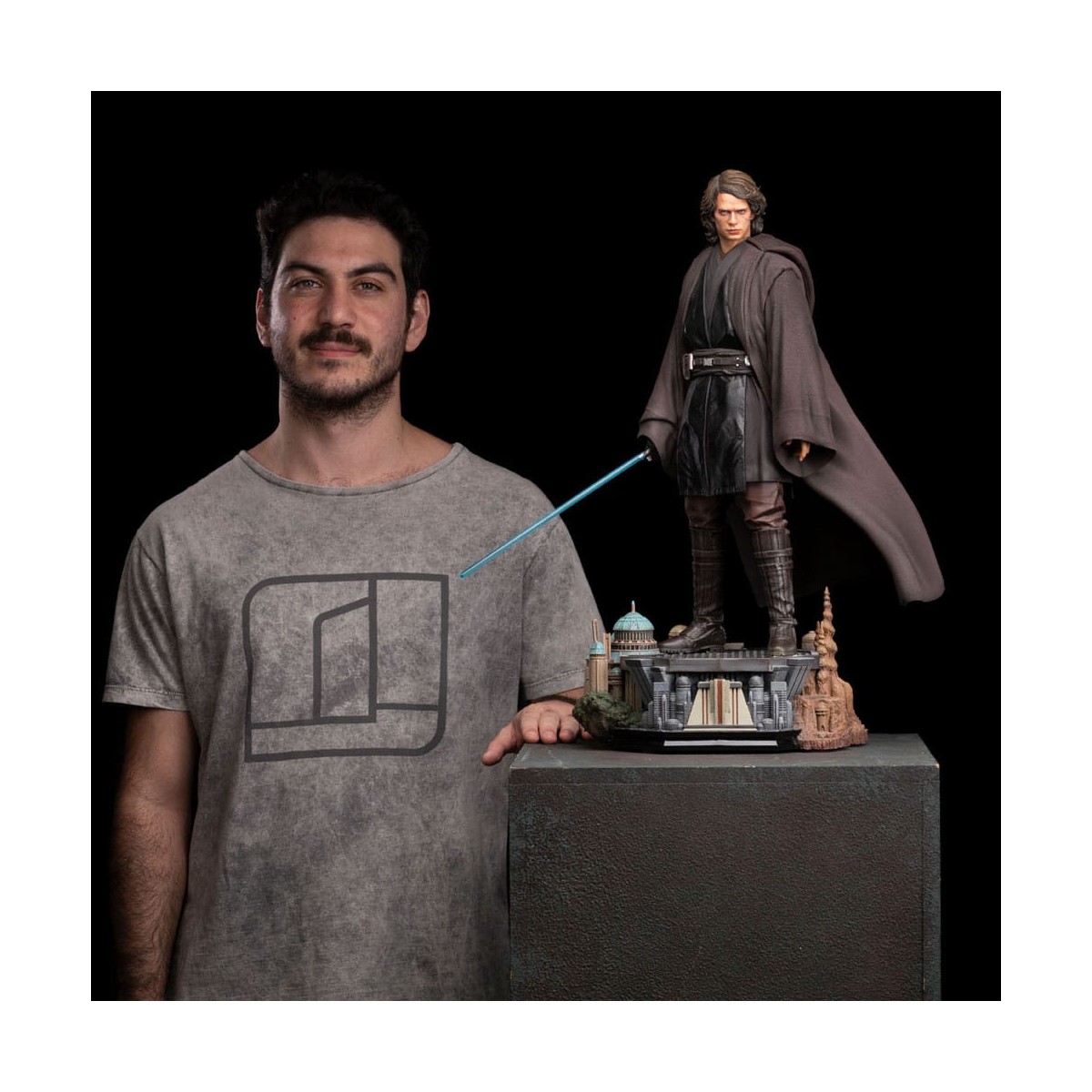 IRON STUDIOS - Anakin Skywalker Legacy Replica 1/4 - Star Wars