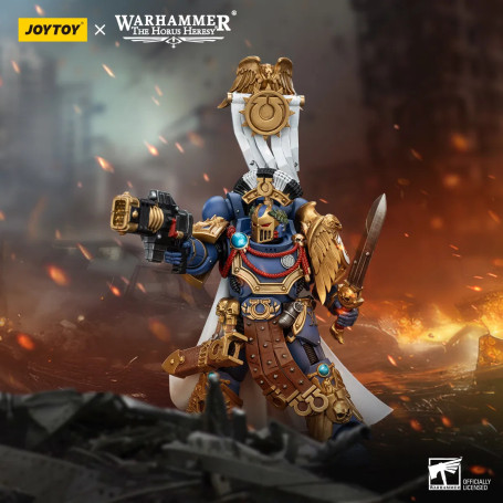 JoyToy - Ultramarines - Pretore della Legione con Spada del Potere e Volkite Serpenta 1/18 - L'Eresia di Horus