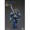 JoyToy - Ultramarines - Sergente della squadra tattica della Legione MKVI con pistola al plasma e spada elettrica 1/18