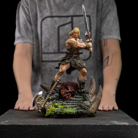Iron Studios - HE-MAN UNLEASHED Deluxe Art Scale 1/10 - Masters of the Universe - Masters of the Universe