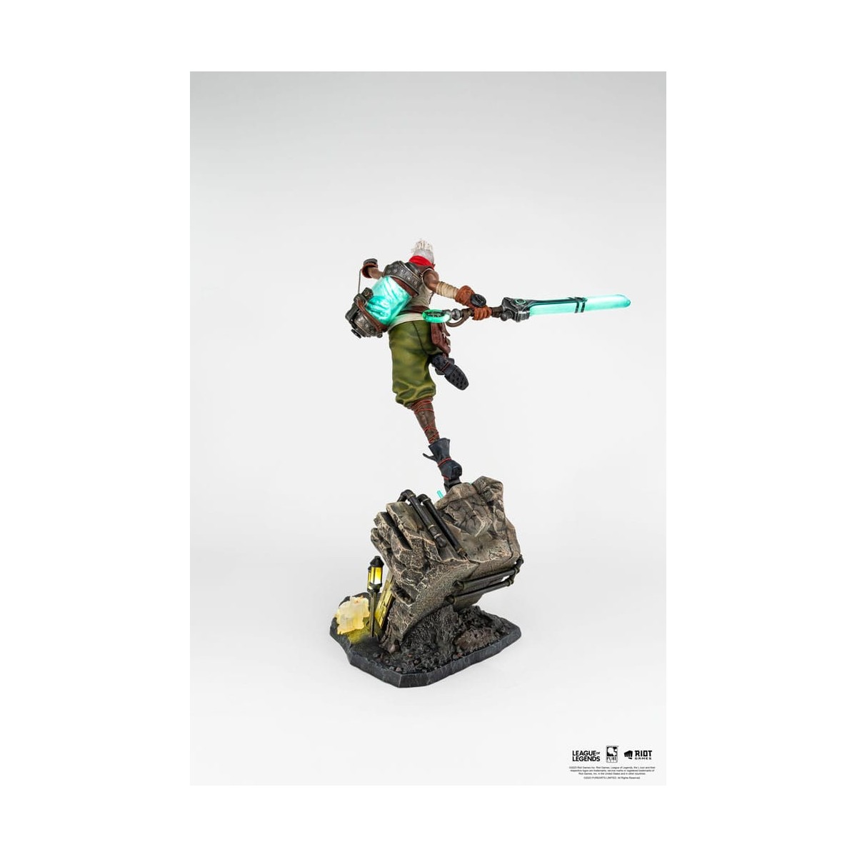 Pure Arts - Statua in scala 1/4 di League of Legends Ekko