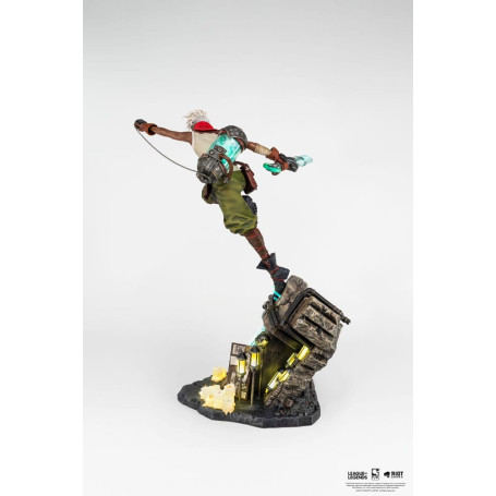 Pure Arts - Statua in scala 1/4 di League of Legends Ekko