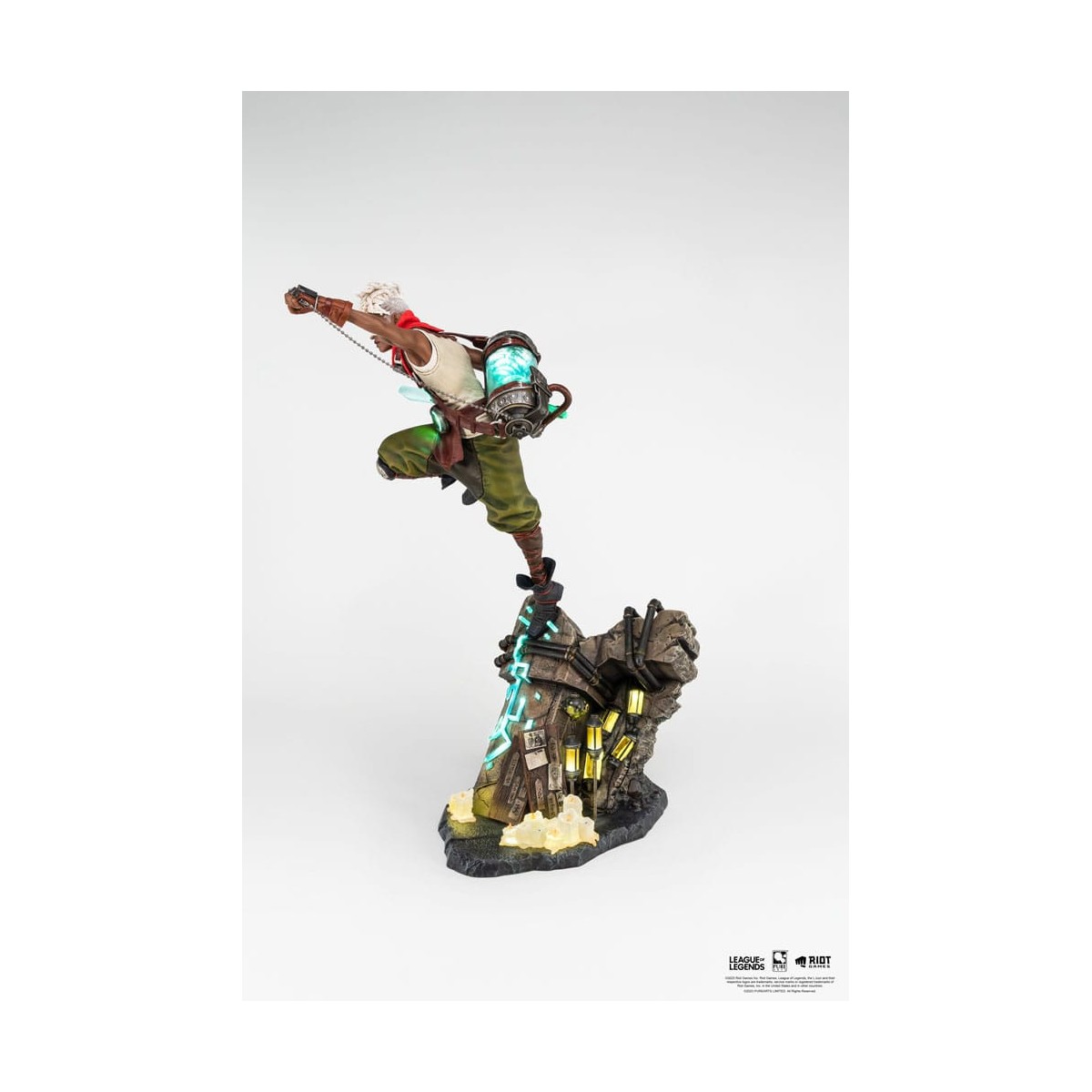 Pure Arts - Statua in scala 1/4 di League of Legends Ekko