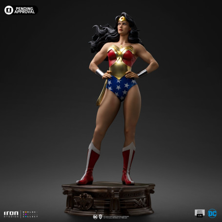 Iron Studios DC Comics - WONDER WOMAN DC TRINITY - Replica Legacy 1/4