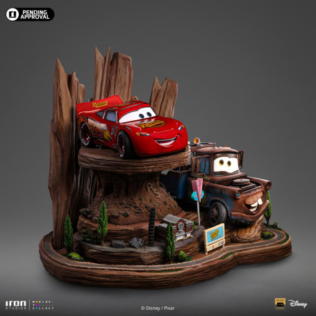Iron Studios - Disney Pixar - Deluxe Art Scale Lightning McQueen & Tow Mater 1/10 - Cars