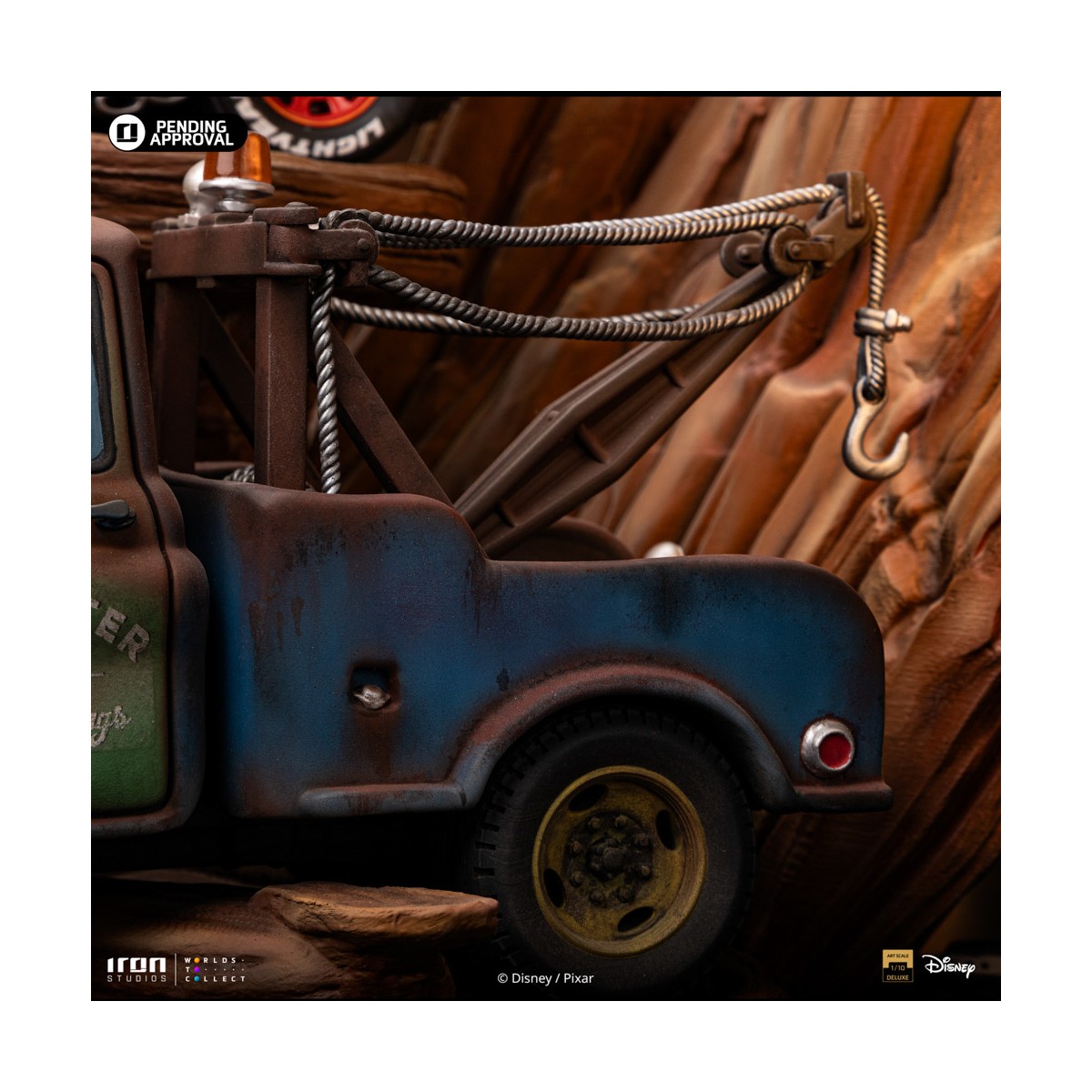 Iron Studios - Disney Pixar - Deluxe Art Scale Lightning McQueen & Tow Mater 1/10 - Cars