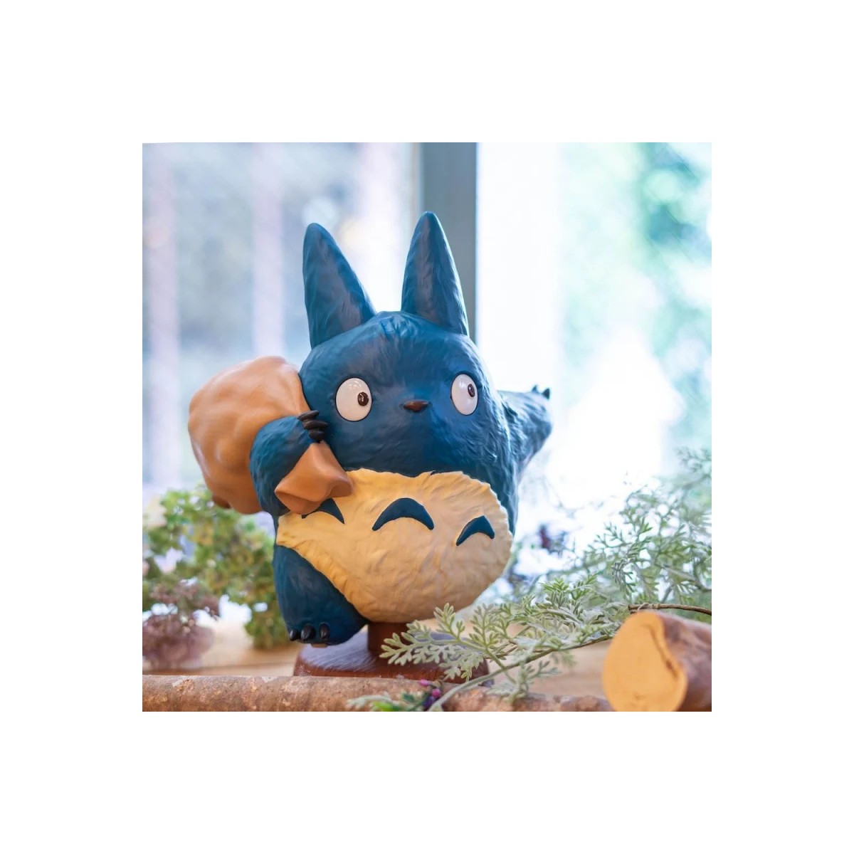 Maison Ghibli - Statua Totoro Blu Benelico - Il mio vicino Totoro
