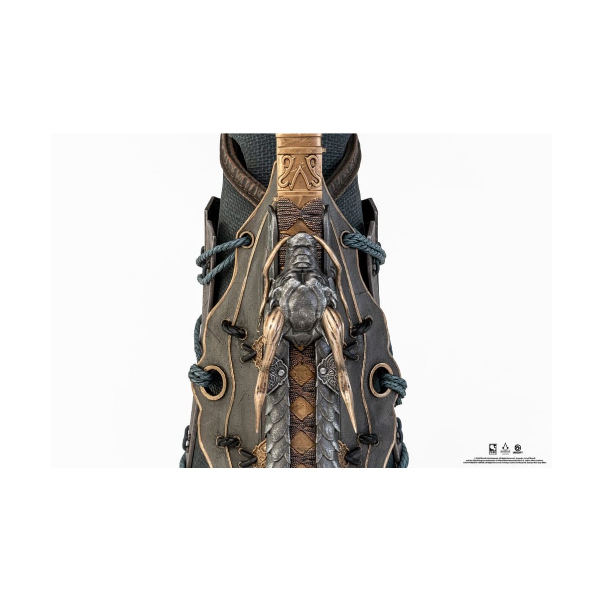 Pure Arts - Replica in scala 1/1 della lama nascosta di Naoe - Ombre di Assassin's Creed