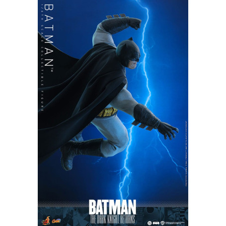 Hot Toys - BATMAN - Batman: Il ritorno del Cavaliere Oscuro Comic Masterpiece 1/6