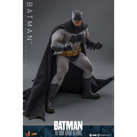 Hot Toys - BATMAN - Batman: Il ritorno del Cavaliere Oscuro Comic Masterpiece 1/6