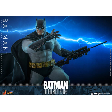 Hot Toys - BATMAN - Batman: Il ritorno del Cavaliere Oscuro Comic Masterpiece 1/6