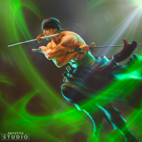 Abystyle - ONE PIECE - Roronoa Zoro - Collezione Super Figure