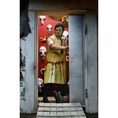 Neca Il massacro della motosega - Ultimate Leatherface 50° Anniversario