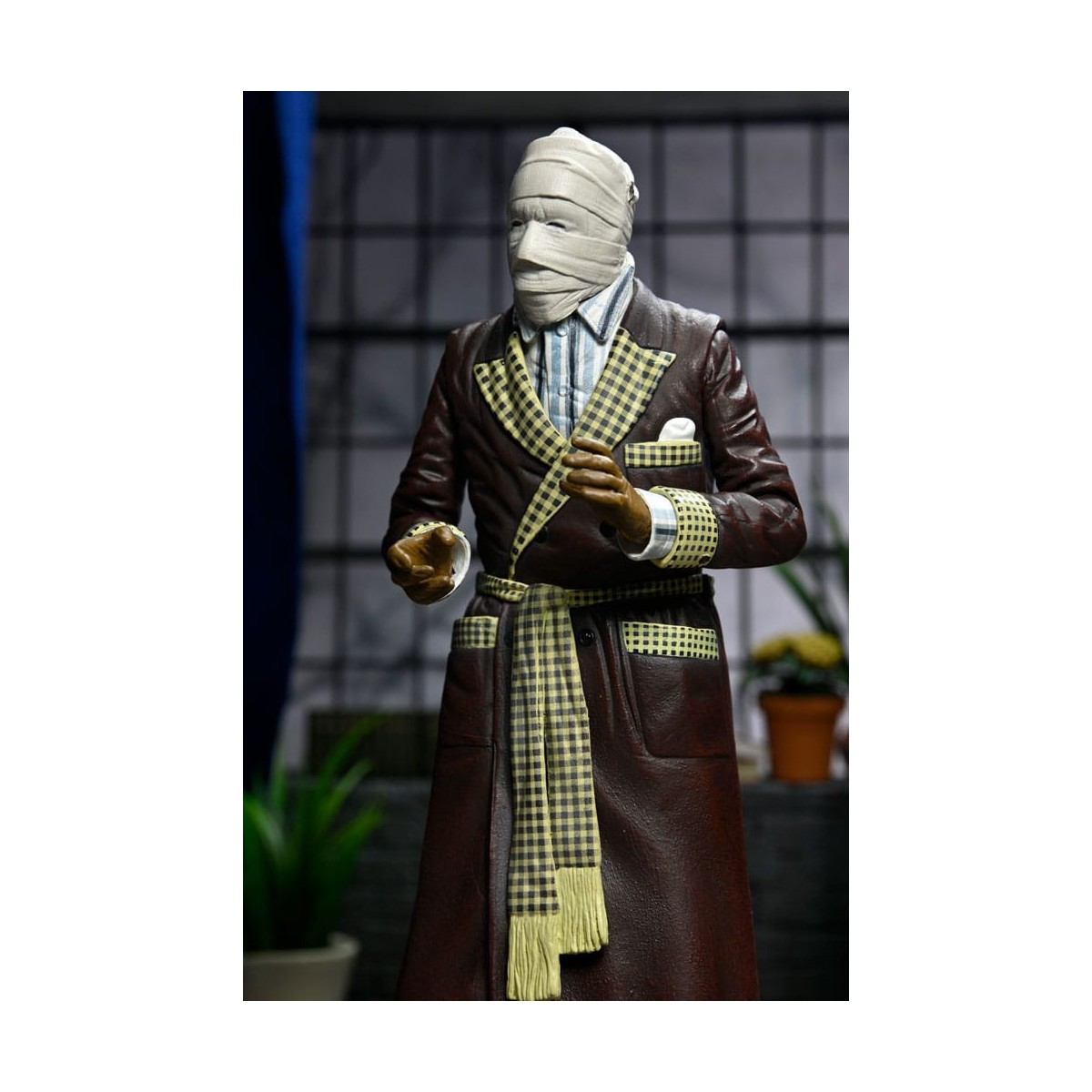 NECA - Ultimate The Invisible Man Kemp House (colore) - Mostri universali