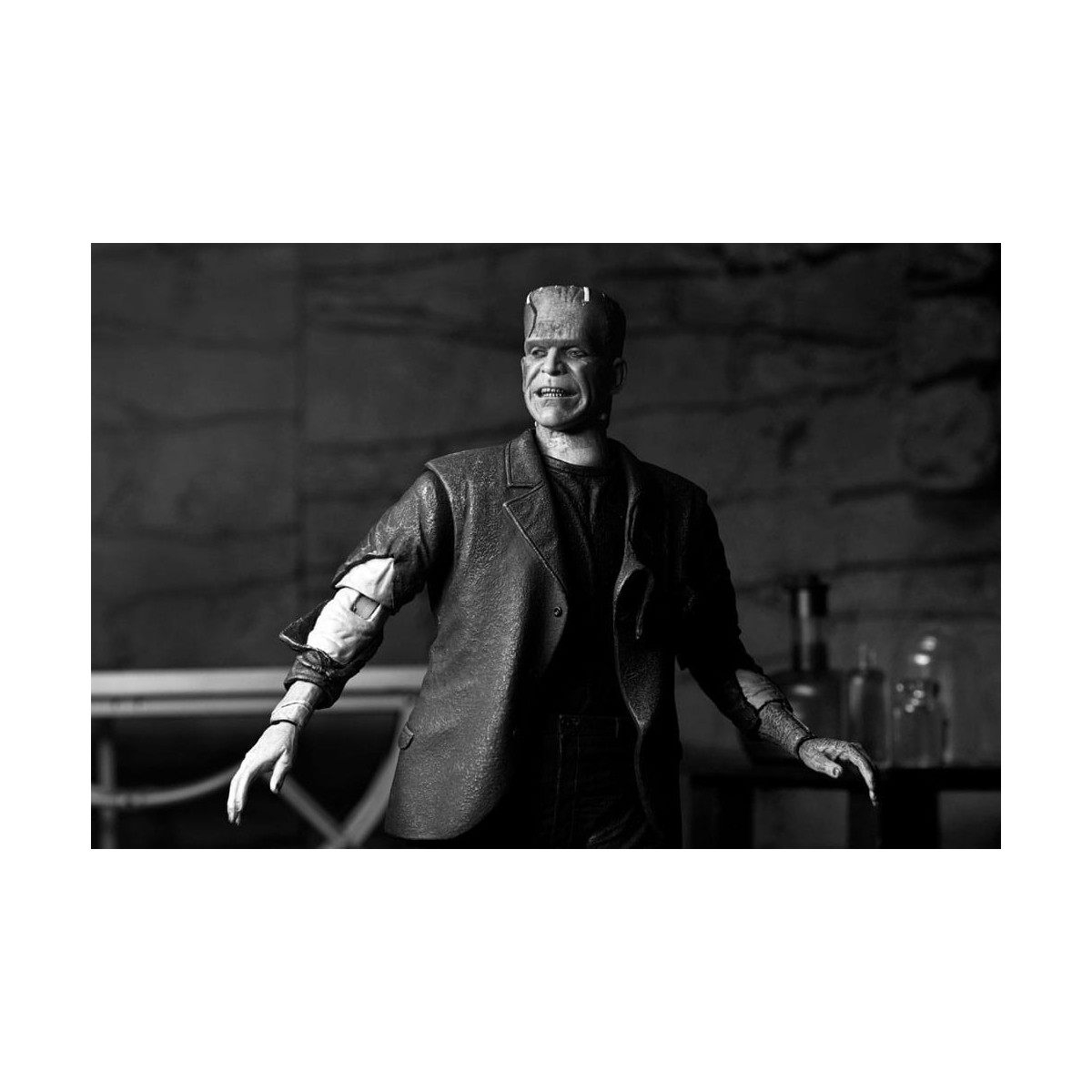 NECA - Mostro di Frankenstein definitivo (La sposa di Frankenstein) Versione in bianco e nero - Mostri universali