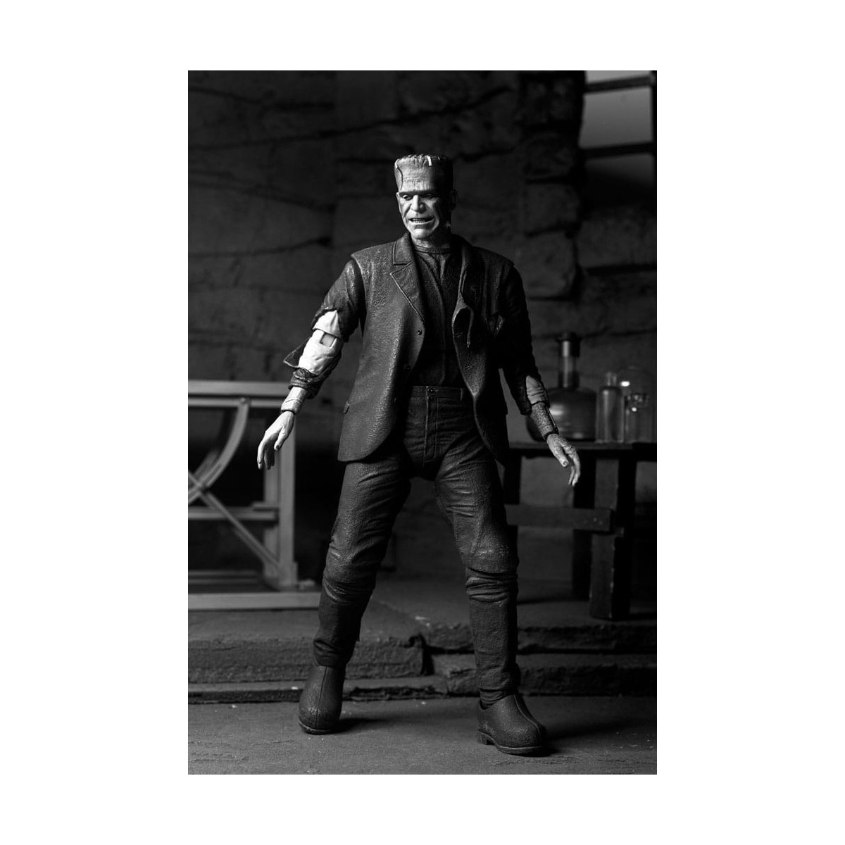 NECA - Mostro di Frankenstein definitivo (La sposa di Frankenstein) Versione in bianco e nero - Mostri universali