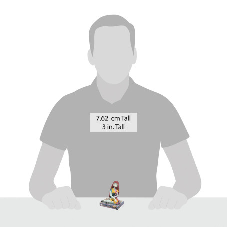 Enesco - Personaggio Sally in posa - Il curioso Natale di Mr. Jack - Tradizione Disney di Jim Shore