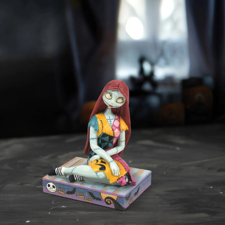 Enesco - Personaggio Sally in posa - Il curioso Natale di Mr. Jack - Tradizione Disney di Jim Shore