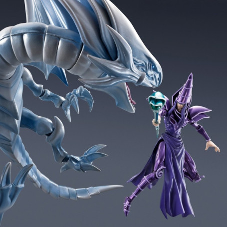 Bandai Tamashii - SHM Monster Arts - Mago Oscuro - Yu Gi Oh!