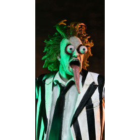 Neca BeetleJuice Beetlejuice - Ultimate Beetlejuice vestito a strisce