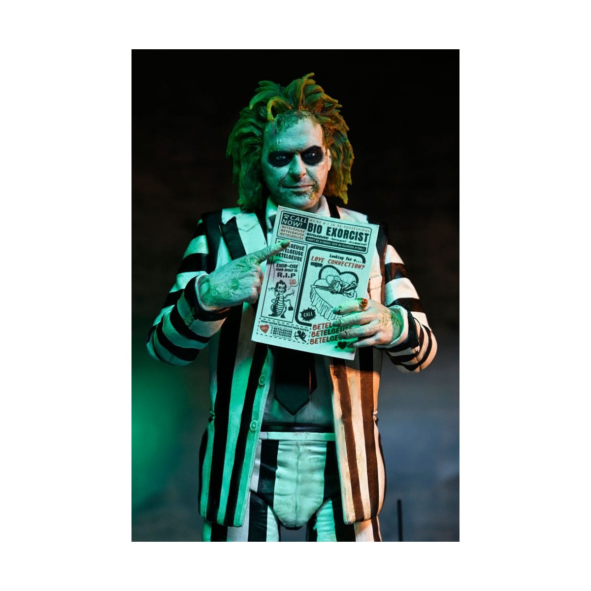 Neca BeetleJuice Beetlejuice - Ultimate Beetlejuice vestito a strisce