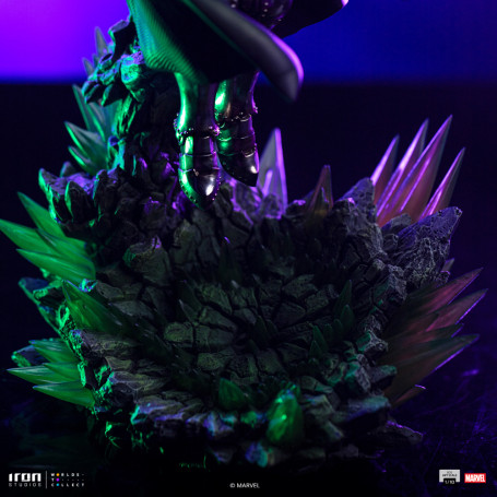 Iron Studios Marvel - DR. Destino 1/10 BDS Art Scale - Diorama del Gauntlet dell'Infinito