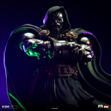 Iron Studios Marvel - DR. Destino 1/10 BDS Art Scale - Diorama del Gauntlet dell'Infinito