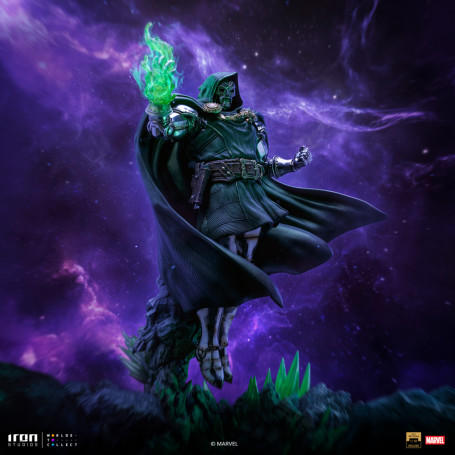 Iron Studios Marvel - DR. Destino 1/10 Deluxe Art Scale - Diorama del Guanto dell'Infinito