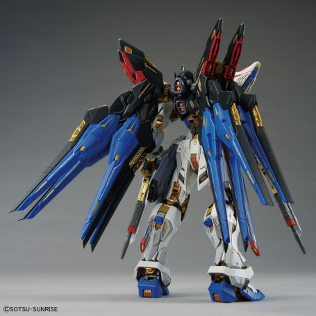 Bandai - Gunpla - 1/100 MGEX - ZGMF-X20A Strike Freedom Gundam - Gundam Seed Destiny