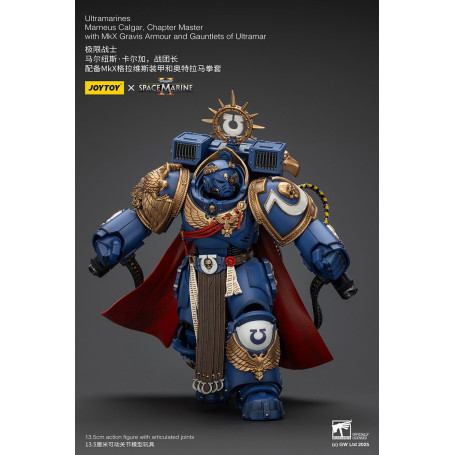 Joytoy - Space Marine II - Marneus Calgar, Maestro di Capitolo con Armatura MkX Gravis e Guanti di Ultramar