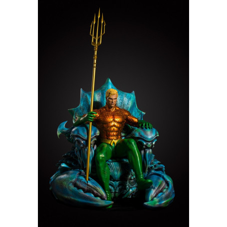 Imaginarium DC Statue Aquaman sur son trone 1/2