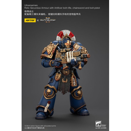 JoyToy - Space Marines II - Armatura Ultramarines Relic Secundus con Artificer Bolt Rifle Chainsword e Bolt Pistol 1/18