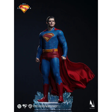 INART - Figura da collezione di Superman in scala 1/6 - Superman (2025)