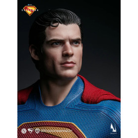 INART - Figura da collezione di Superman in scala 1/6 - Superman (2025)