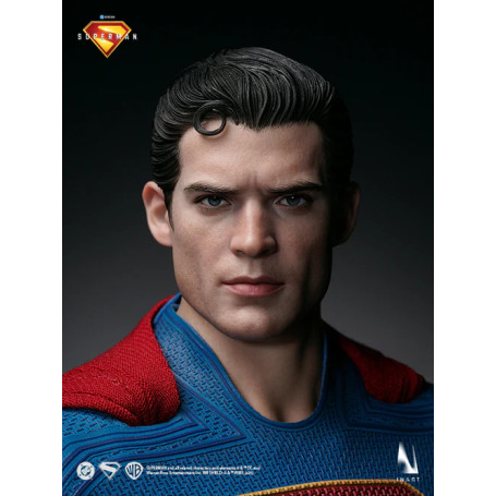 INART - Figura da collezione di Superman in scala 1/6 - Superman (2025)