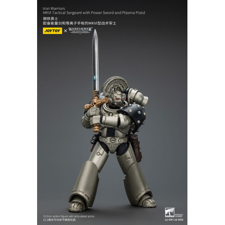 Joytoy - Warhammer - Sergente tattico Iron Warriors MKVI con spada elettrica e pistola al plasma