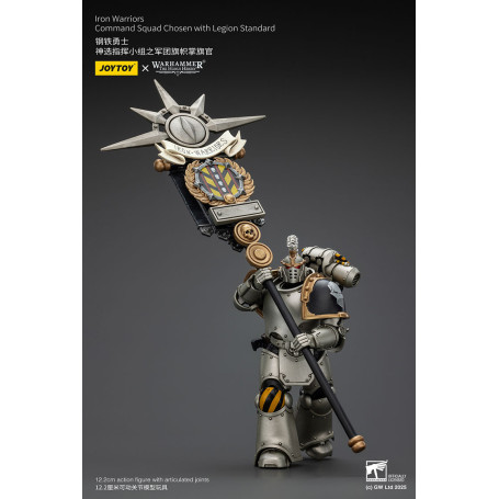 Joytoy - Warhammer - Squadra di comando dei Guerrieri di Ferro scelti con lo standard della Legione